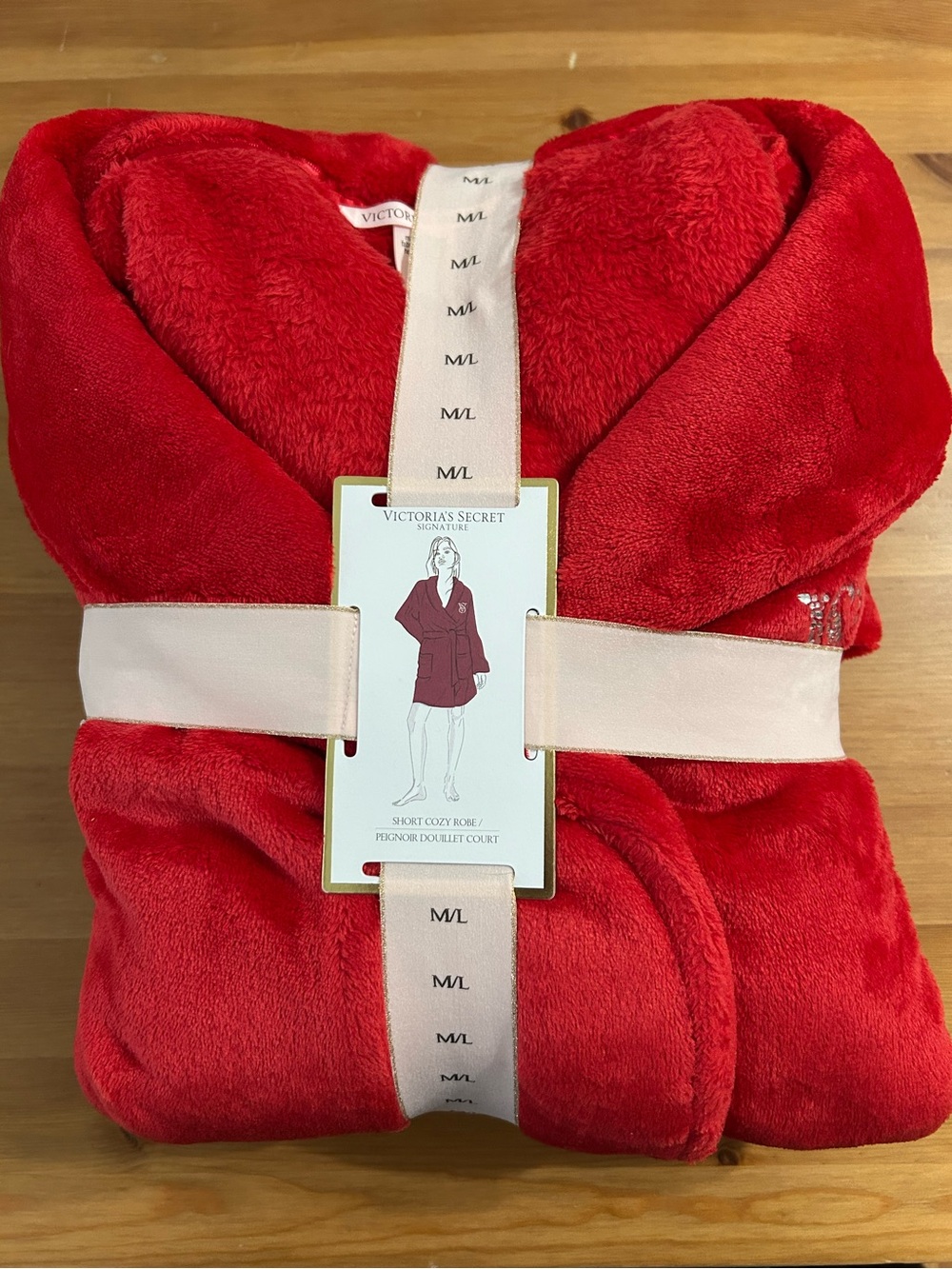 Victoria’s Secret Cozy Plush Robe in Scarlett red bling